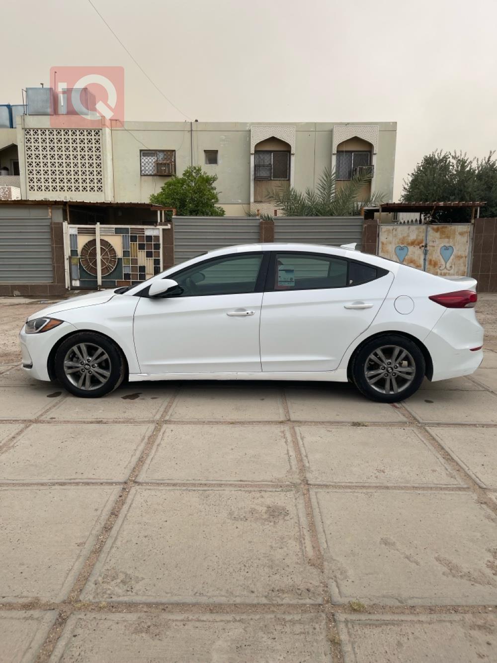 هیوندای ئەلەنترا